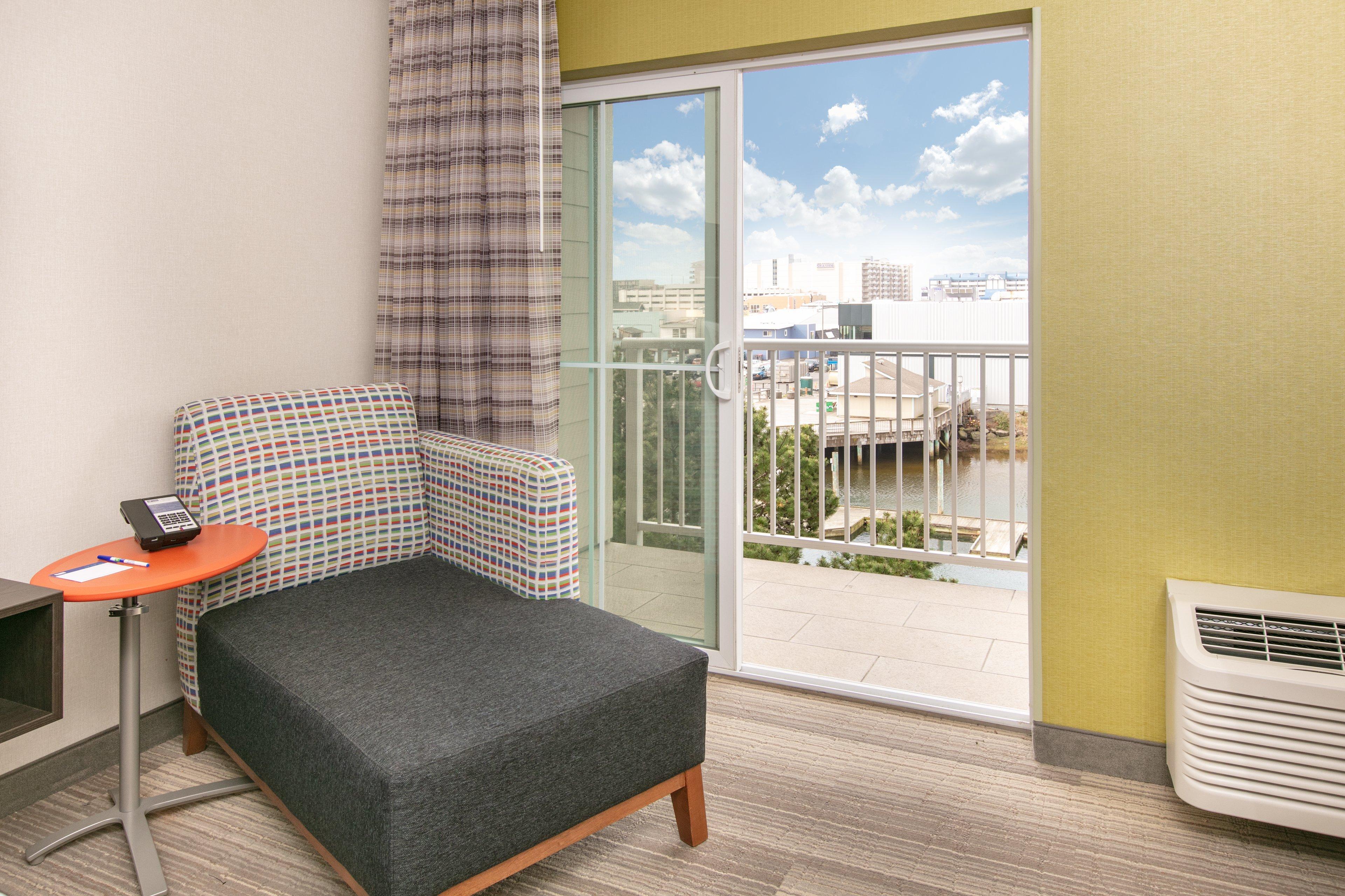 Holiday Inn Express Hotel & Suites Seaside Convention Center By Ihg Eksteriør billede