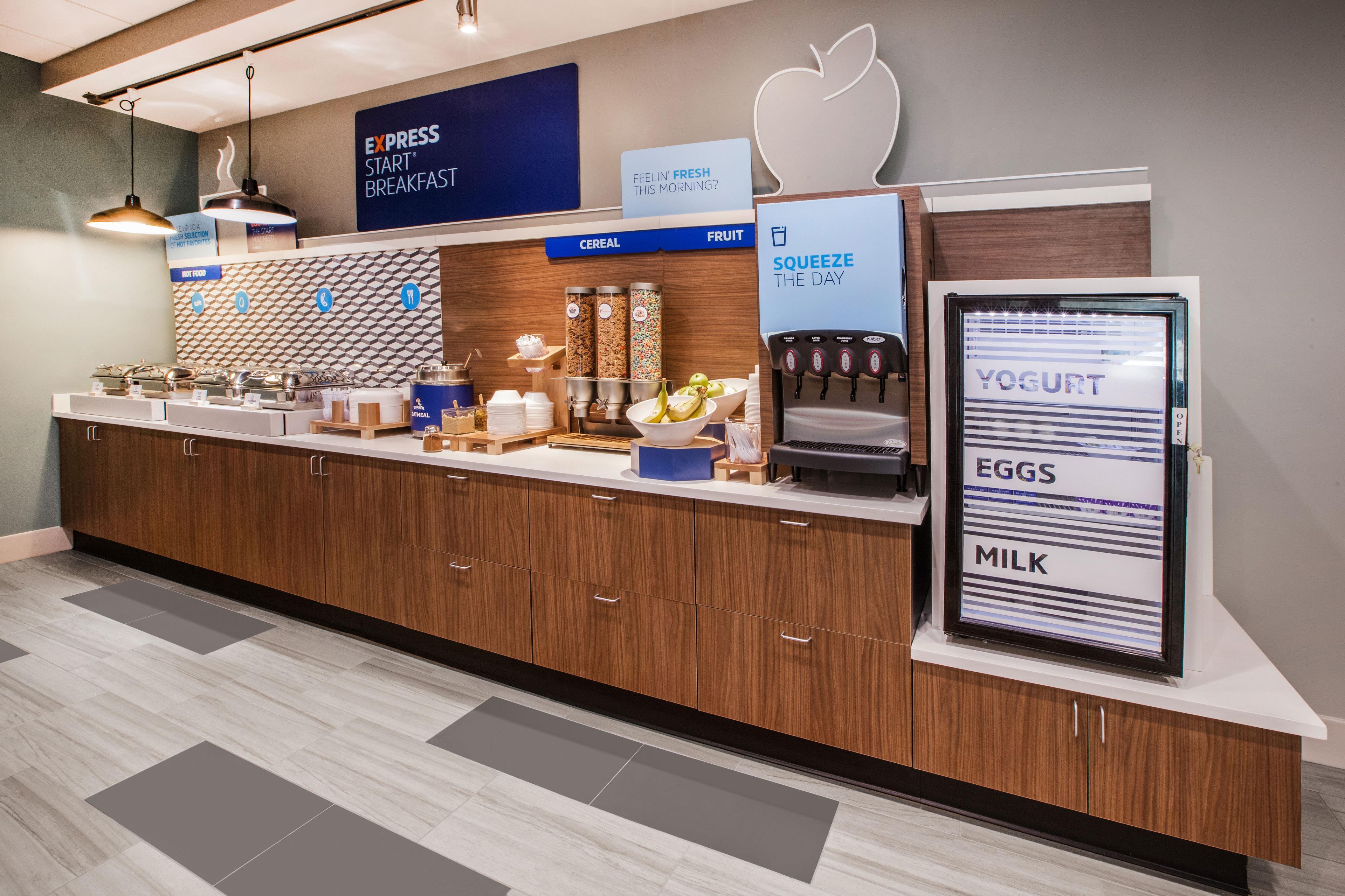 Holiday Inn Express Hotel & Suites Seaside Convention Center By Ihg Eksteriør billede