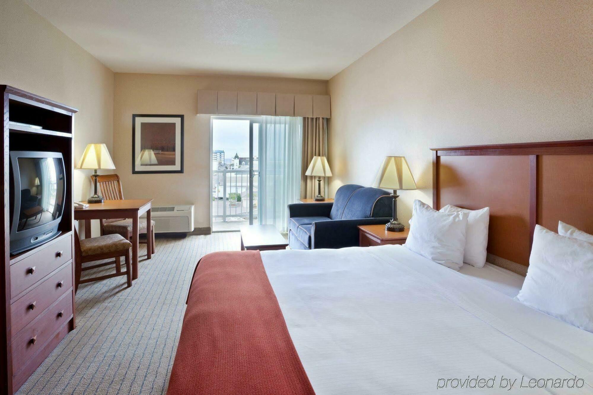 Holiday Inn Express Hotel & Suites Seaside Convention Center By Ihg Eksteriør billede